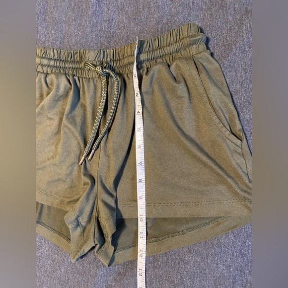 Comfy Shorts - Picture 4 of 4